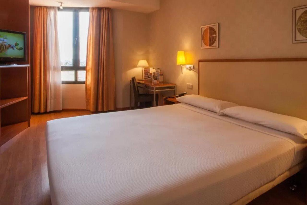 Hotel Th Boadilla Boadilla del Monte Exteriér fotografie