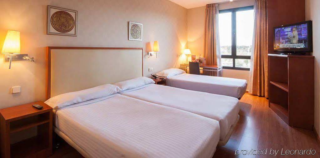 Hotel Th Boadilla Boadilla del Monte Exteriér fotografie