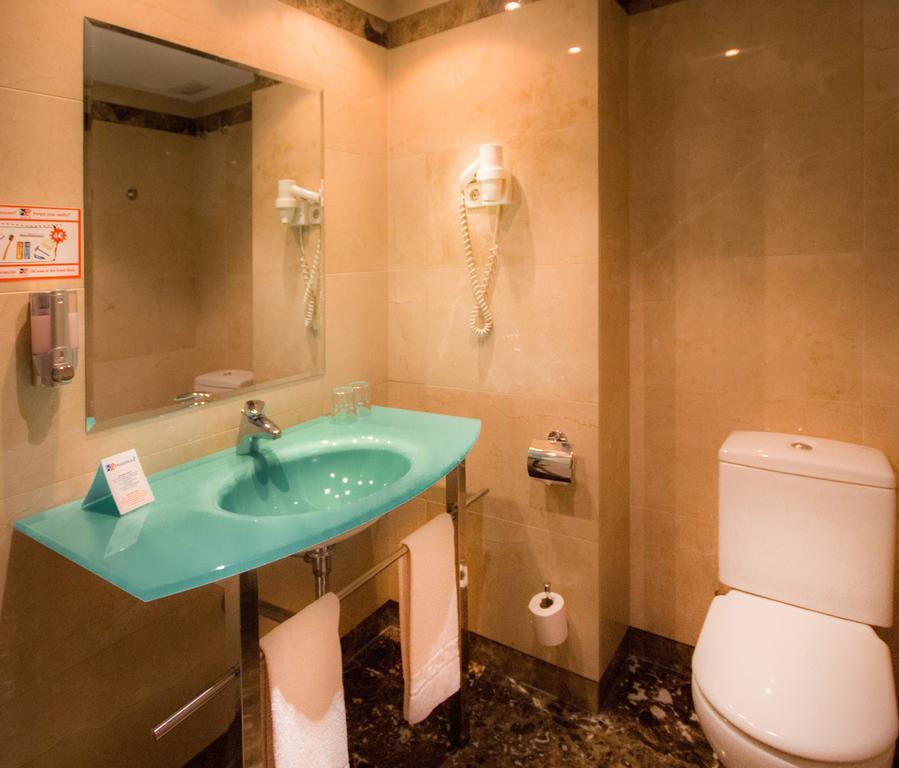 Hotel Th Boadilla Boadilla del Monte Exteriér fotografie