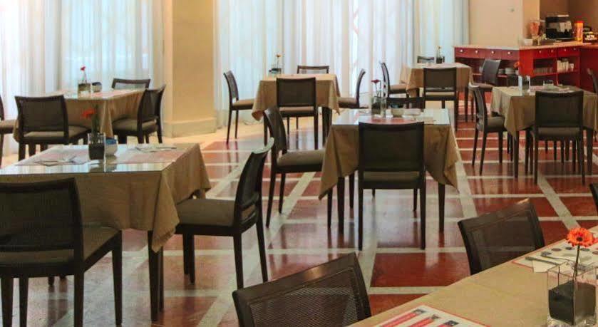 Hotel Th Boadilla Boadilla del Monte Exteriér fotografie